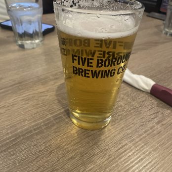 Press 195 - Bayside - Beer and a burger dinner - Sandwiches Near Me - Bayside, New York