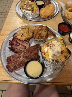 Hickory Hollow Restaurant and Catering by null