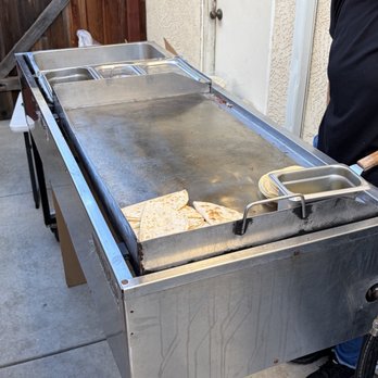 El Patron Mexican Grill - Grill for tacos and quesadillas in my backyard. - Food Trucks Near Me - Pittsburg, California El Patron Mexican Grill - Grill for tacos and quesadillas in my backyard. - Food Trucks Near Me - Pittsburg, California