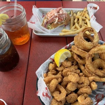 Robinson's Wharf - Seafood Near Me - Southport, Maine