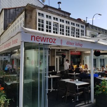 Newroz Donner Kebap - Outside Patio - Fast Food Near Me - Santiago de Compostela, C