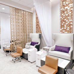 Statement - Pedicure space