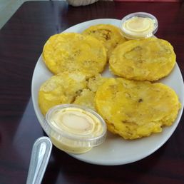 Tostones