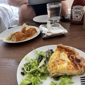 Rybread - Meat quiche (bacon, carmalized onion, cheese) and their mandarin orange cupcake - Breakfast & Brunch Near Me - Philadelphia, Pennsylvania Rybread - Meat quiche (bacon, carmalized onion, cheese) and their mandarin orange cupcake - Breakfast & Brunch Near Me - Philadelphia, Pennsylvania