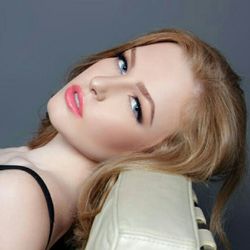 Makeup Artist JLindo - Magazine photo shoot