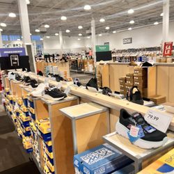 DSW Designer Shoe Warehouse