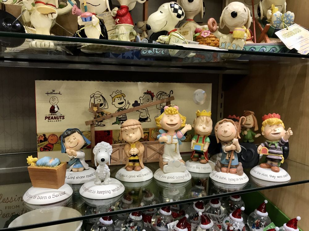 HALLMARK Updated July 2024 17600 Yonge St, Newmarket, Ontario Cards & Stationery Phone