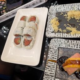 Spicy tuna roll Spicy tuna roll