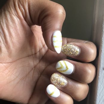 Discount Nail - Gold & white nails - Nail Salons Near Me - Houston, Texas Discount Nail - Gold & white nails - Nail Salons Near Me - Houston, Texas