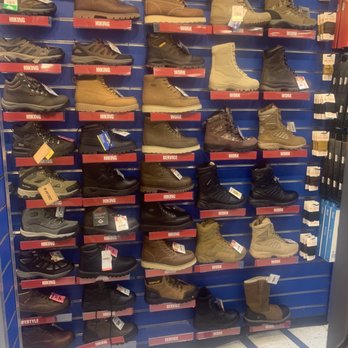 Big 5 Sporting Goods - Sporting Goods Near Me - Tujunga, California