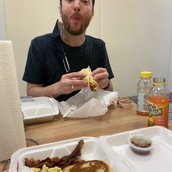 Arapaho Deli - Breakfast - Breakfast & Brunch Near Me - Richardson, Texas