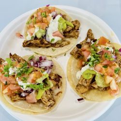 Veggy Street - Vegan chicken tacos