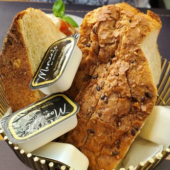Duke Of Antwerp - Free bread - Gastropubs Near Me - Antwerp, VAN Duke Of Antwerp - Free bread - Gastropubs Near Me - Antwerp, VAN