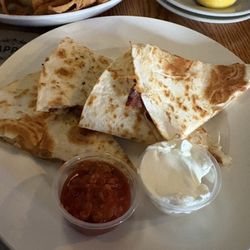 Tin Lizzy - Chicken quesadilla