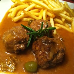 Le Sud - Boles de Picolat et frites