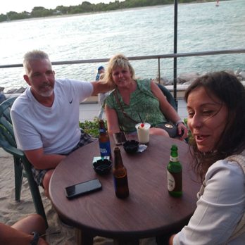 Square Grouper Tiki Bar - Tiki Bars Near Me - Fort Pierce, Florida