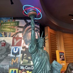 Red Robin Gourmet Burgers and Brews
