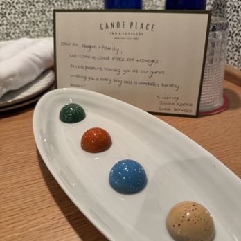 Canoe Place - Delicious chocolates upon arrival with a personalized note :0) - Hotels Near Me - Hampton Bays, New York Canoe Place - Delicious chocolates upon arrival with a personalized note :0) - Hotels Near Me - Hampton Bays, New York
