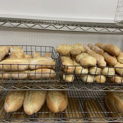 Moss Rose Bakery - FRENCH BREAD BAKED ON THE BRICKS