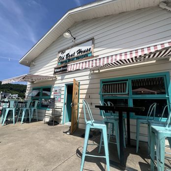 The Old Boat House - Back patio entrance - Bars Near Me - Saugatuck, Michigan The Old Boat House - Back patio entrance - Bars Near Me - Saugatuck, Michigan