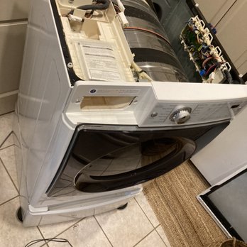 Beall’s Appliance Repair - Kenmore Elite Dryer- disassembly, belt and idler pulley replacement. - Appliances & Repair Near Me - Humble, Texas Beall’s Appliance Repair - Kenmore Elite Dryer- disassembly, belt and idler pulley replacement. - Appliances & Repair Near Me - Humble, Texas