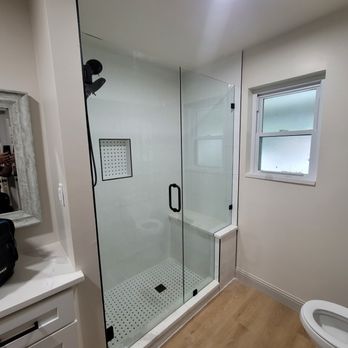 Cinco Glass - Glass & Mirrors Near Me - Dallas, Texas Cinco Glass - Glass & Mirrors Near Me - Dallas, Texas
