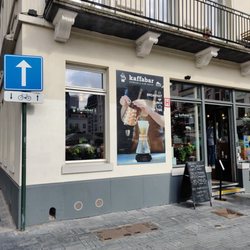 KaffaBar - Between the south train station and main plaza, on Rue Stalingrad