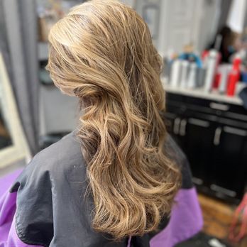 Connie Mackey - Hair Stylists Near Me - Robinson Texas, Texas Connie Mackey - Hair Stylists Near Me - Robinson Texas, Texas