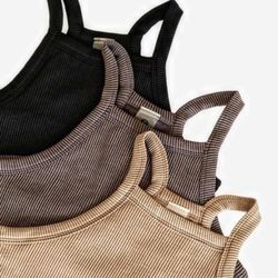 Corpo Bonito Swimwear - Active crop top, fall collection.