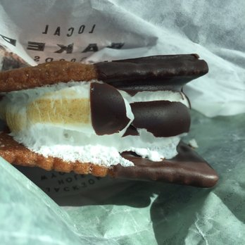 Picnic - S'mores - - Breakfast & Brunch Near Me - Jackson, Wyoming Picnic - S'mores - - Breakfast & Brunch Near Me - Jackson, Wyoming
