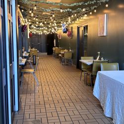 Spice House - Seating