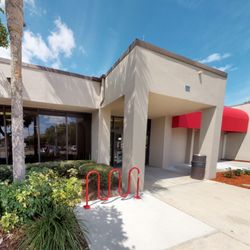 Bank of America Financial Center - Storefront