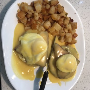 Lester's Diner - Eggs Benedict. - Breakfast & Brunch Near Me - Margate, Florida Lester's Diner - Eggs Benedict. - Breakfast & Brunch Near Me - Margate, Florida