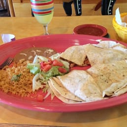 Quesadilla Mucho Grande