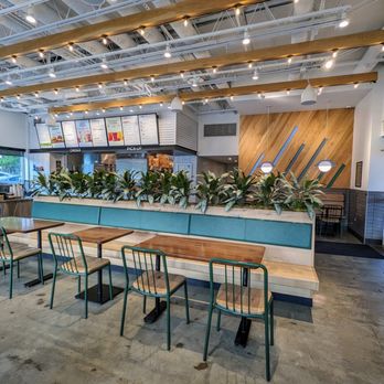 Shake Shack Chapel Hill - Inside. Dining room interior. - Burgers Near Me - Chapel Hill, North Carolina