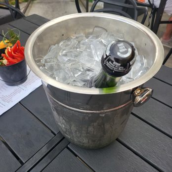 Cuisine 76 and Bar - Mediterranean Near Me - Jacksonville, Florida