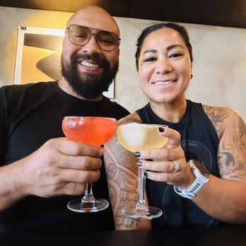 Vinos Back Alley - Cocktail Bars Near Me - Alhambra, California