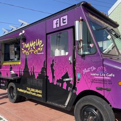 Food Truck Tuesdays at Larkin Square - Thai Me Up Food Truck