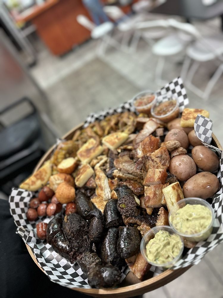 Juancho’s Grill & Bar