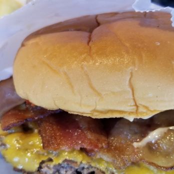Shake Shack Inner Harbor - Smoke burger - Burgers Near Me - Baltimore, Maryland
