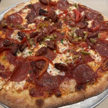 Maui Brewing Co. - Kailua - Brewmaster Pizza - Breweries Near Me - Kailua, Hawaii Maui Brewing Co. - Kailua - Brewmaster Pizza - Breweries Near Me - Kailua, Hawaii