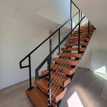 Devlux Construction - Custom stairs - General Contractors Near Me