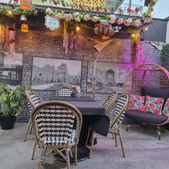Sofreh - Cute decor - Mediterranean Near Me - Los Angeles, California