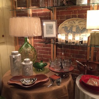 Vignettes - Women's Clothing Near Me - Hudson, Ohio