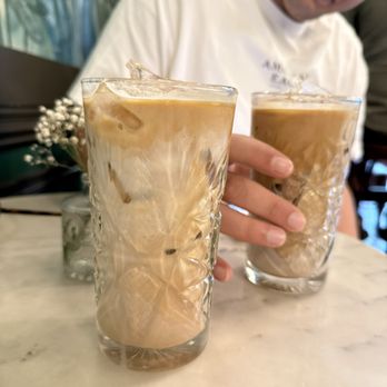 Cafe Deko - Iced lattes - Coffee & Tea Near Me - Chicago, Illinois
