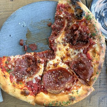 Lincoln Social Rooftop - Pepperoni Pizza - perfect for a light dinner to share! - American Near Me - Columbus, Ohio