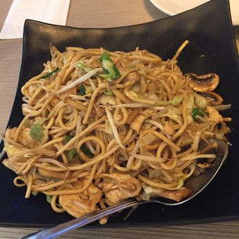 The Upper House - Chicken Lo Mein - Chinese Near Me - Claremont, California