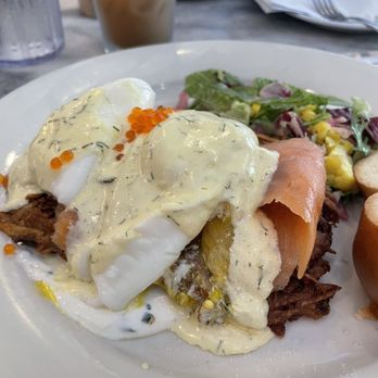 Perly's - Eggs Benedict - Delis Near Me - Richmond, Virginia