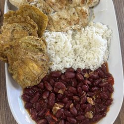 Sabores Del Cielo - Pabellón con pollo