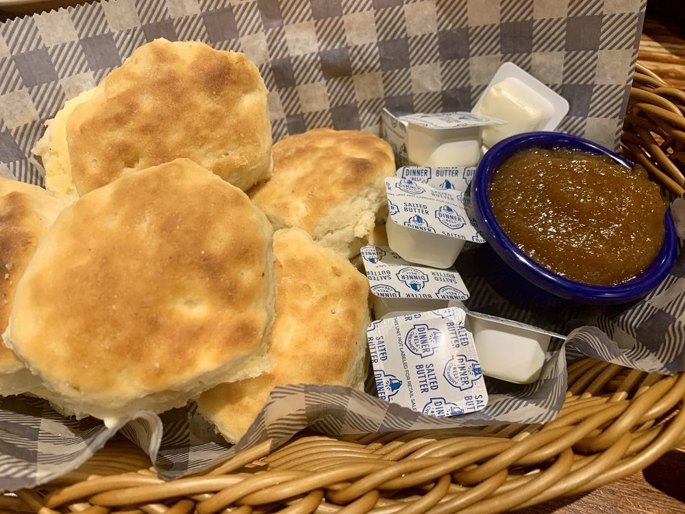 Cracker Barrel Old Country Store Logo